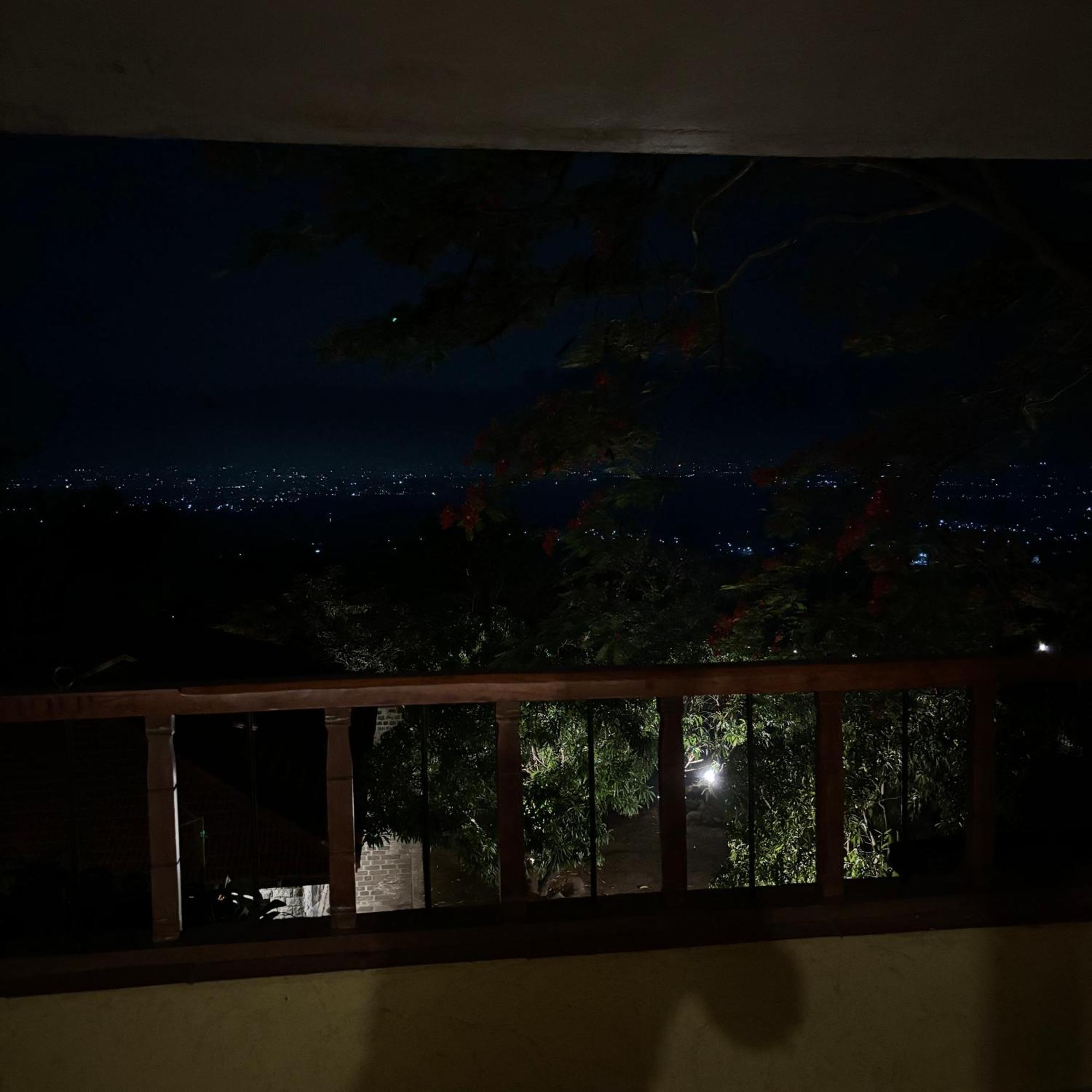 Nisarg Resort Kolhapur Bagian luar foto
